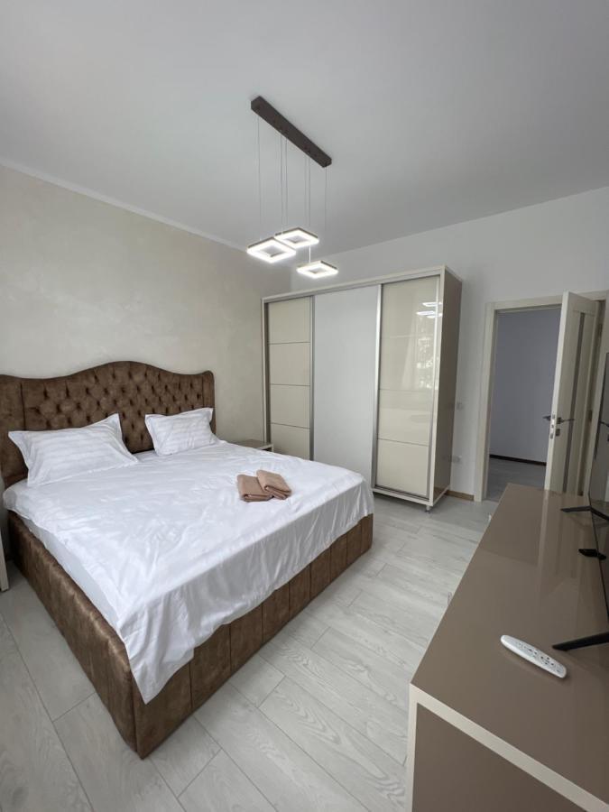 Ferienwohnung Furtuntec Tecuci Exterior foto